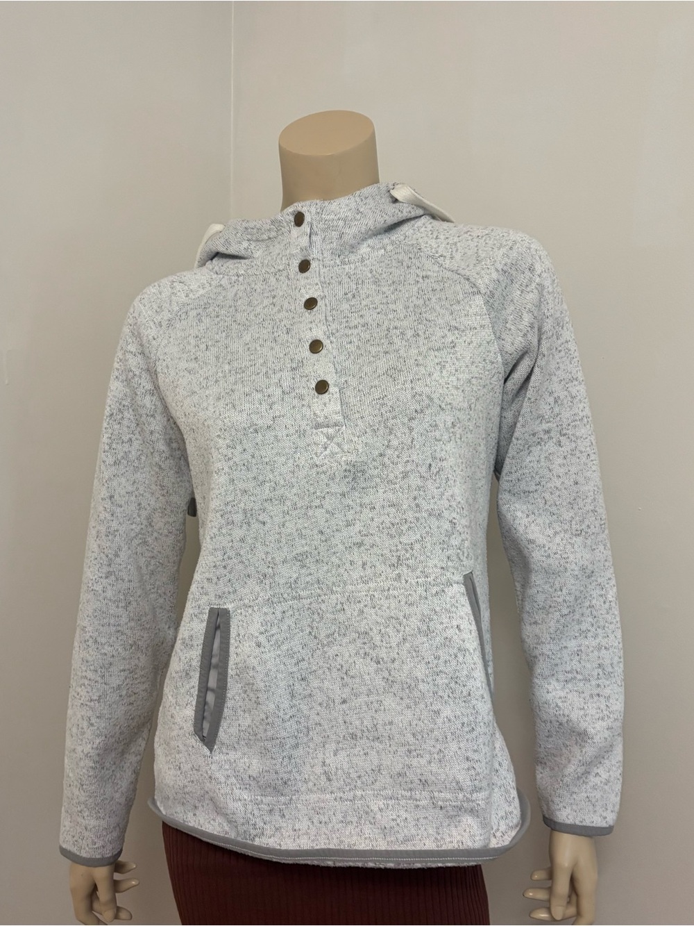 Thread+Supply Cozy Heather Gray Hooded Pullover Sweatshirt Size Medium